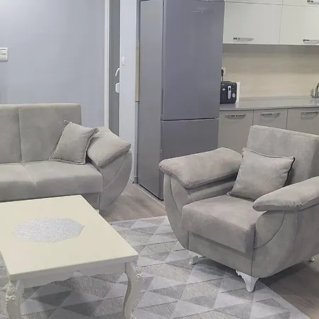 Lovely 2-bedroom Apartment
